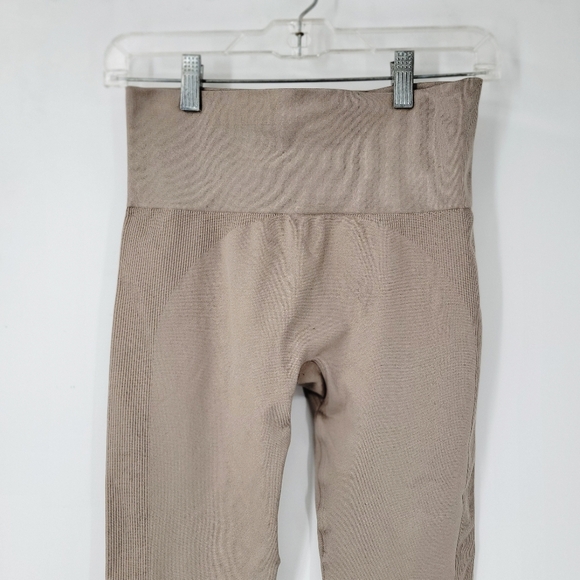 SET Active Leggings Size Medium Stardust Canoe Sand Taupe Minimalist Neutral - Picture 14 of 16